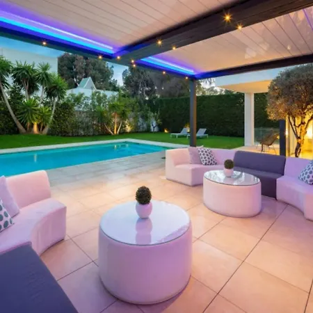 Villa Naranjos Nueva Andalucia Villa-chalet