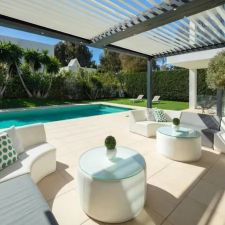 Naranjos Nueva Andalucia Villa-chalet * Marbella