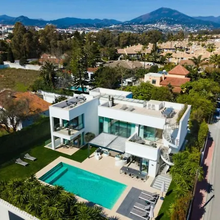 Naranjos Nueva Andalucia Villa-chalet Villa Marbella